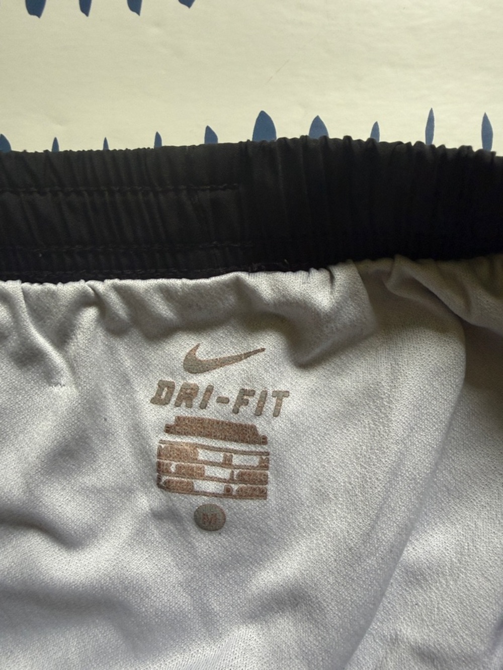 Nike Dri-Fit Tempo Running Shorts - Black & Light Pink - Picture 3 of 4